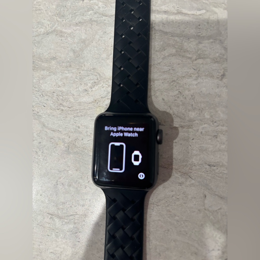 Apple Watch Series 3 38MM Aluminum case ceramic black